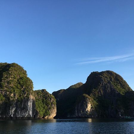 Cat Ba Bay Cruises Hotel Dong Khe Sau ภายนอก รูปภาพ