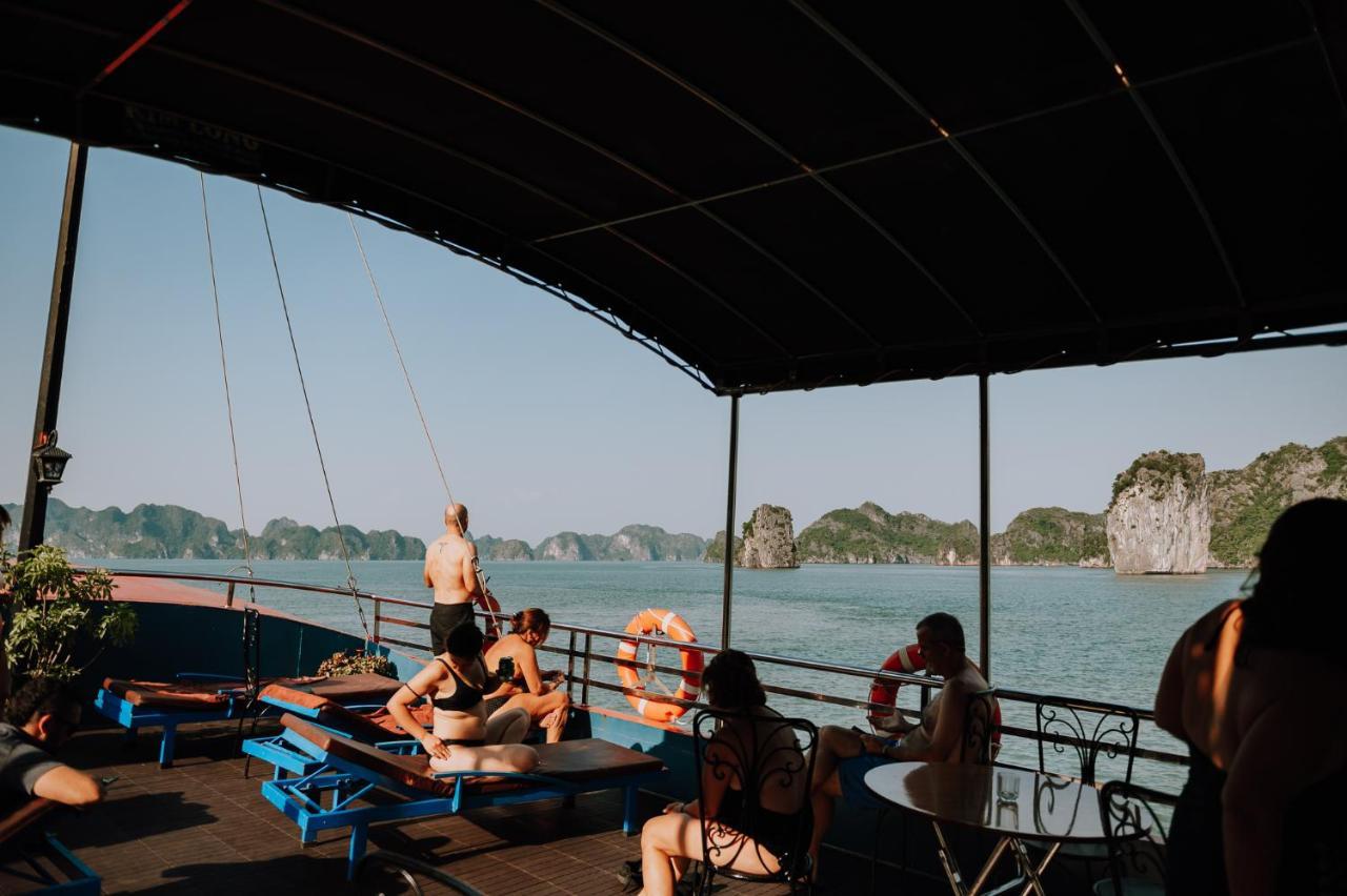 Cat Ba Bay Cruises Hotel Dong Khe Sau ภายนอก รูปภาพ