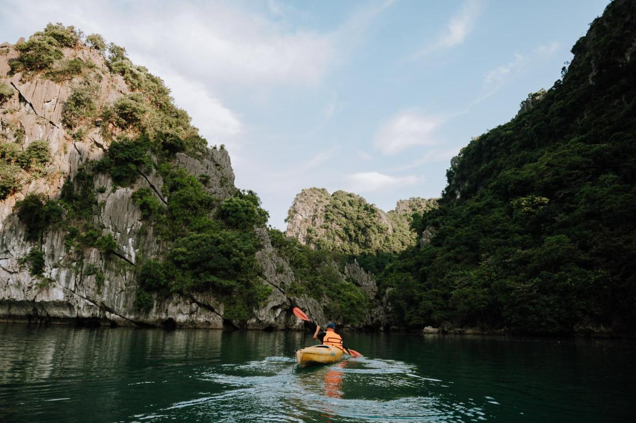 Cat Ba Bay Cruises Hotel Dong Khe Sau ภายนอก รูปภาพ