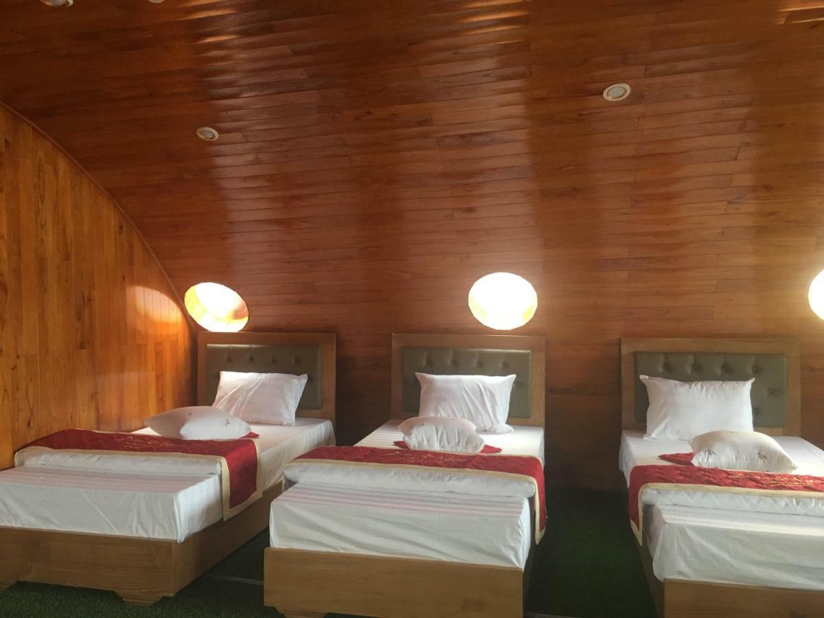 Cat Ba Bay Cruises Hotel Dong Khe Sau ภายนอก รูปภาพ
